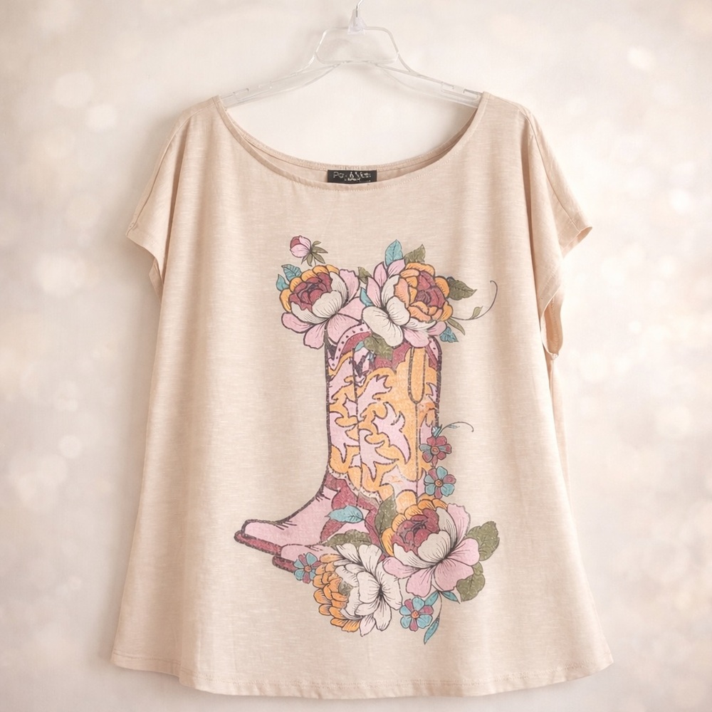 Park &‎ Main Floral Cowboy Boot Graphic Top NWT Size 1X Boho Western Tee